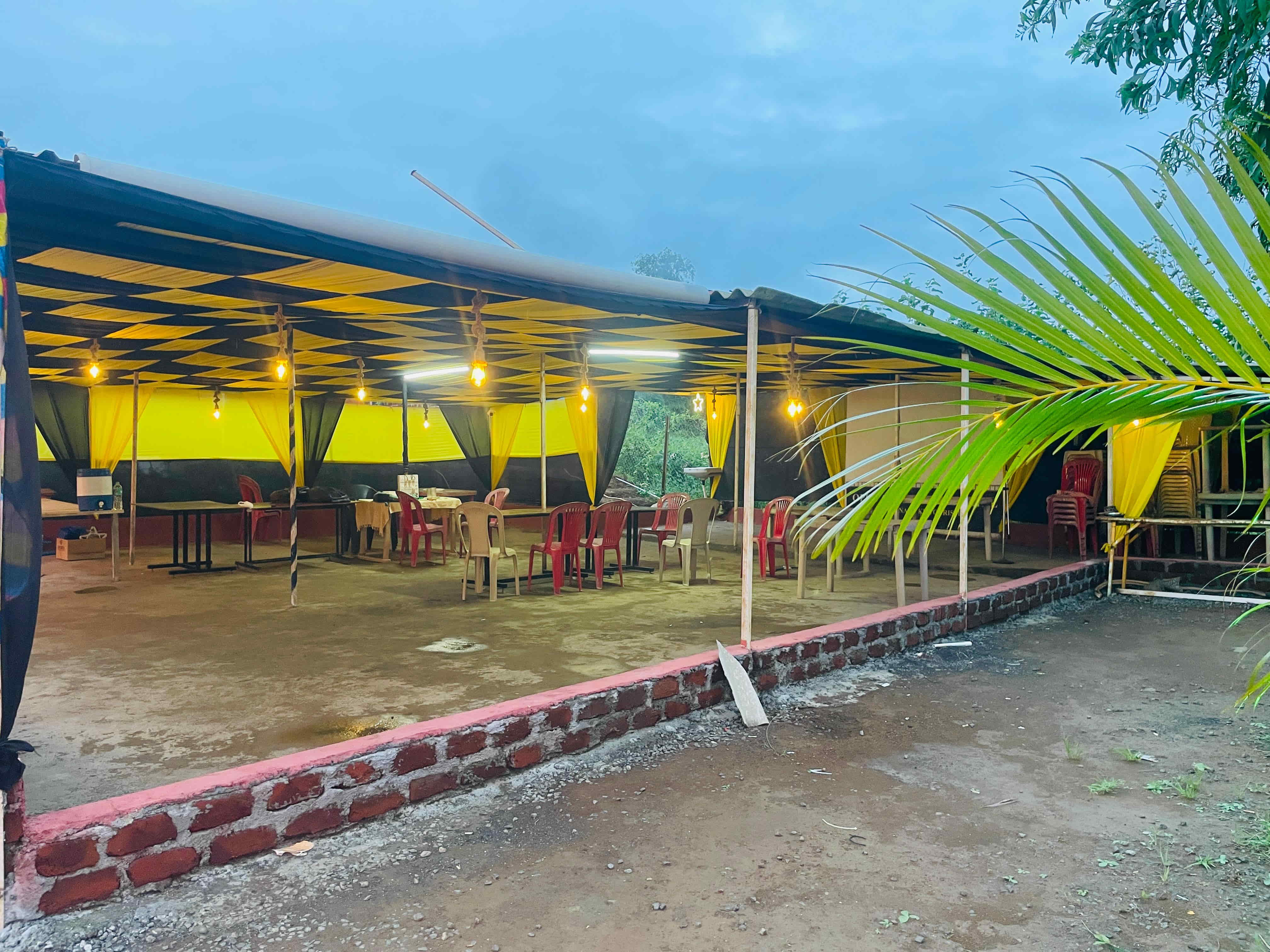 camping dinning place side view